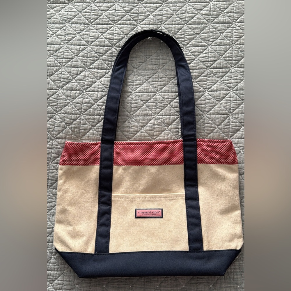 NWOT Vineyard Vines Canvas Tote!
